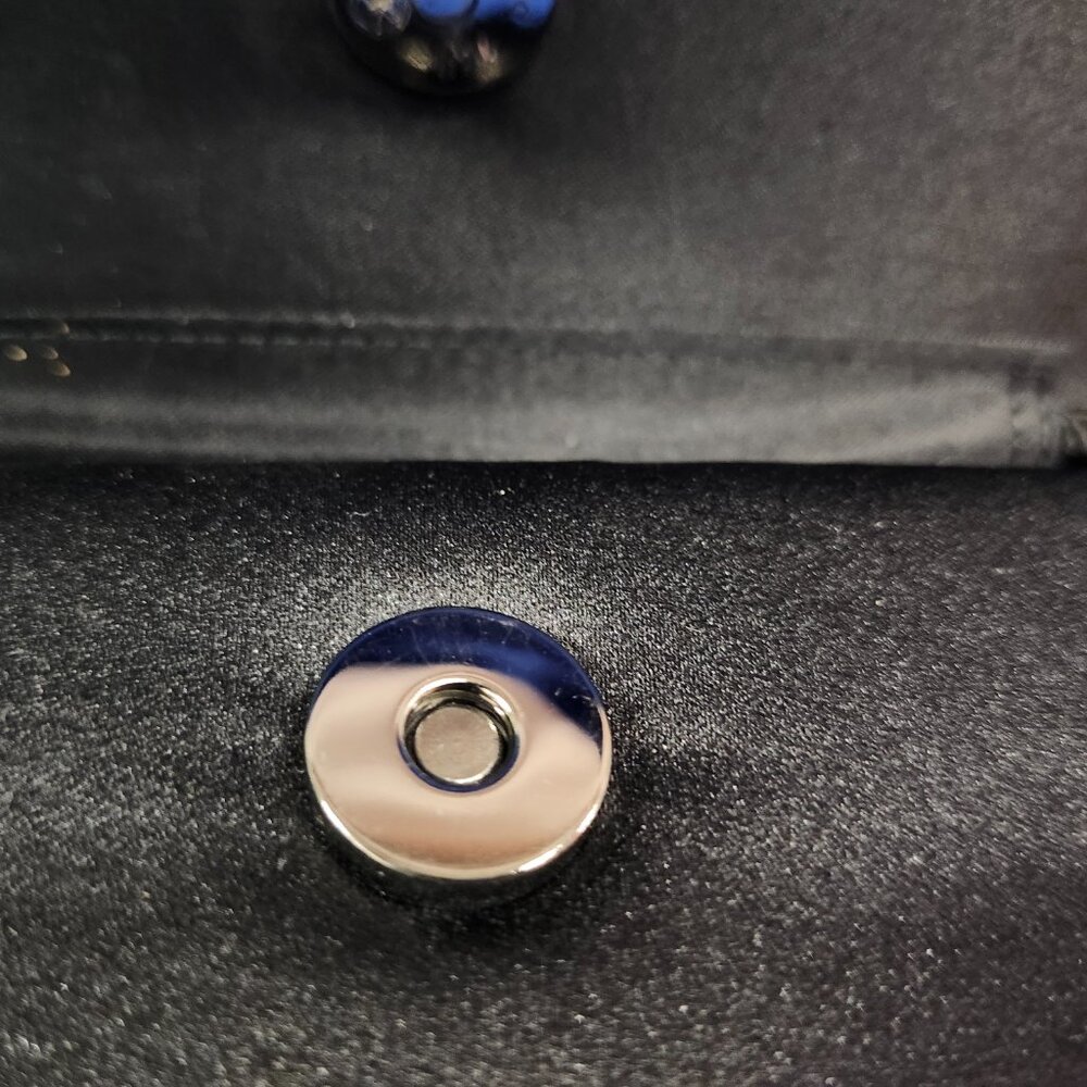 Vanessa Evening Bag Clutch with Strap - Picture 6 of 9